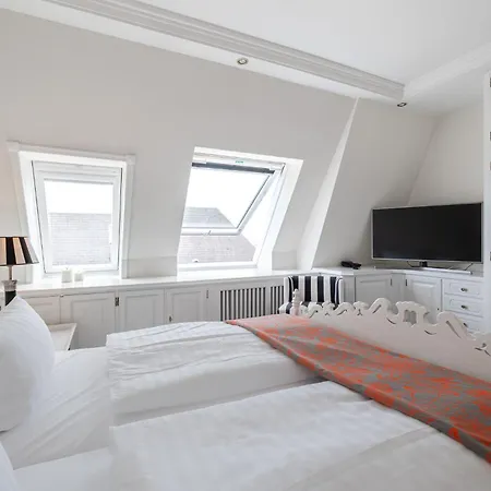 Stroenhof Apartment *