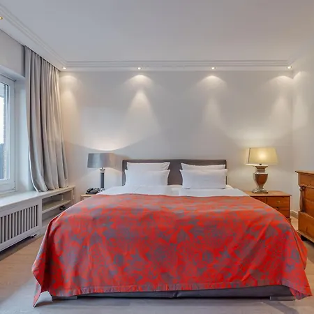 Stroenhof Apartment *