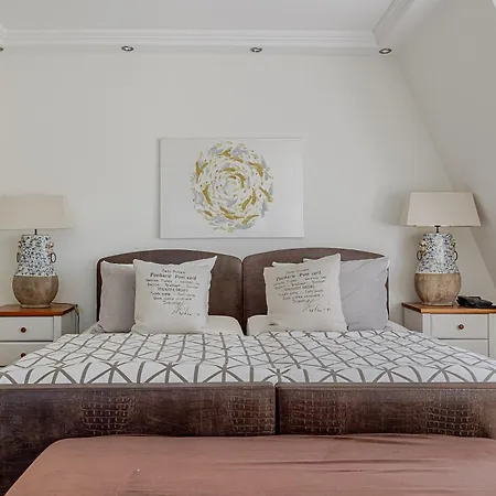 アパート Stroenhof カンペン